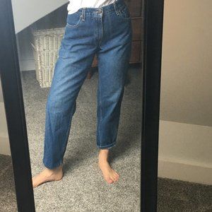 Levi's Relaxed Fit 8 Medium